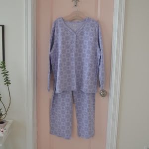 EUC Light Purple Floral Pattern Long Sleeve Pajama